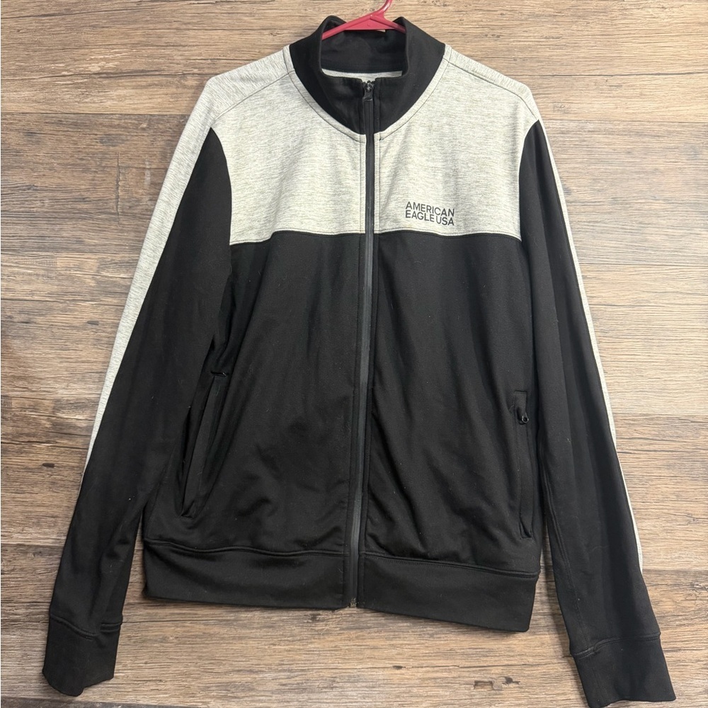 American Eagle Outfitters Men's Black and Gray Zip-Up Sweater